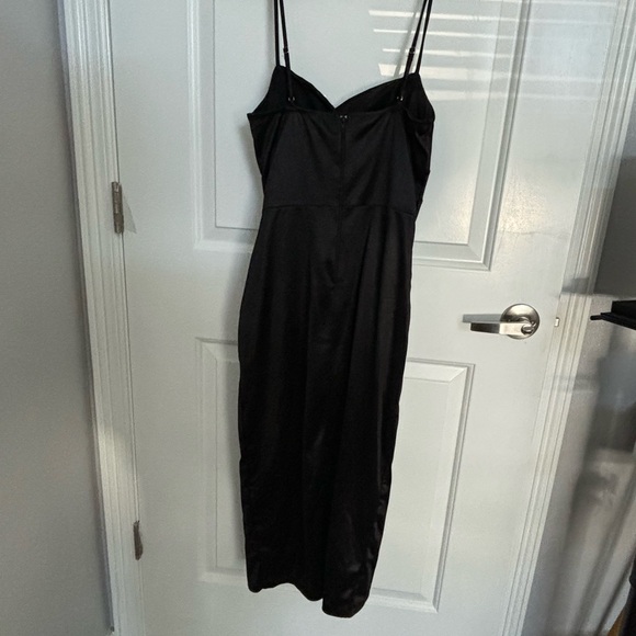 Windsor Black Satin Dress size 6 - Picture 3 of 3